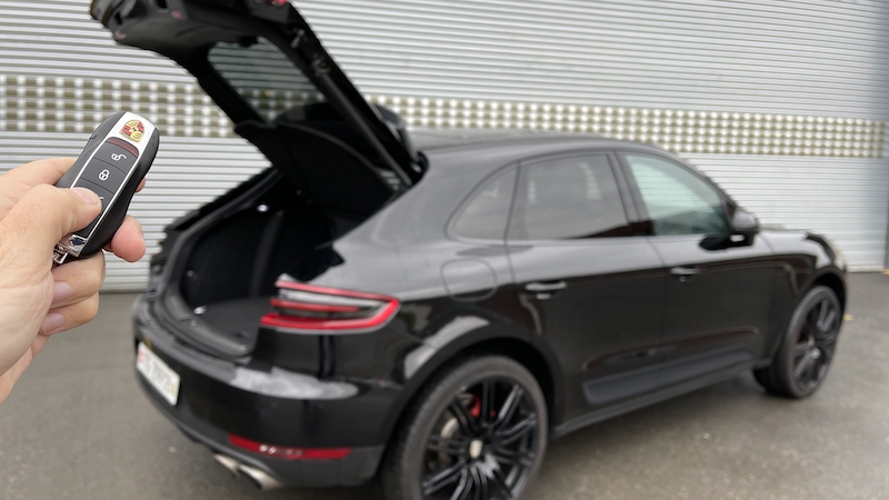 RemoteKEY comfort control by Mods4cars for Porsche Macan now available