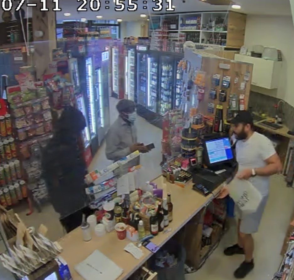 Bewaffneter Raubüberfall auf Berliner Shop