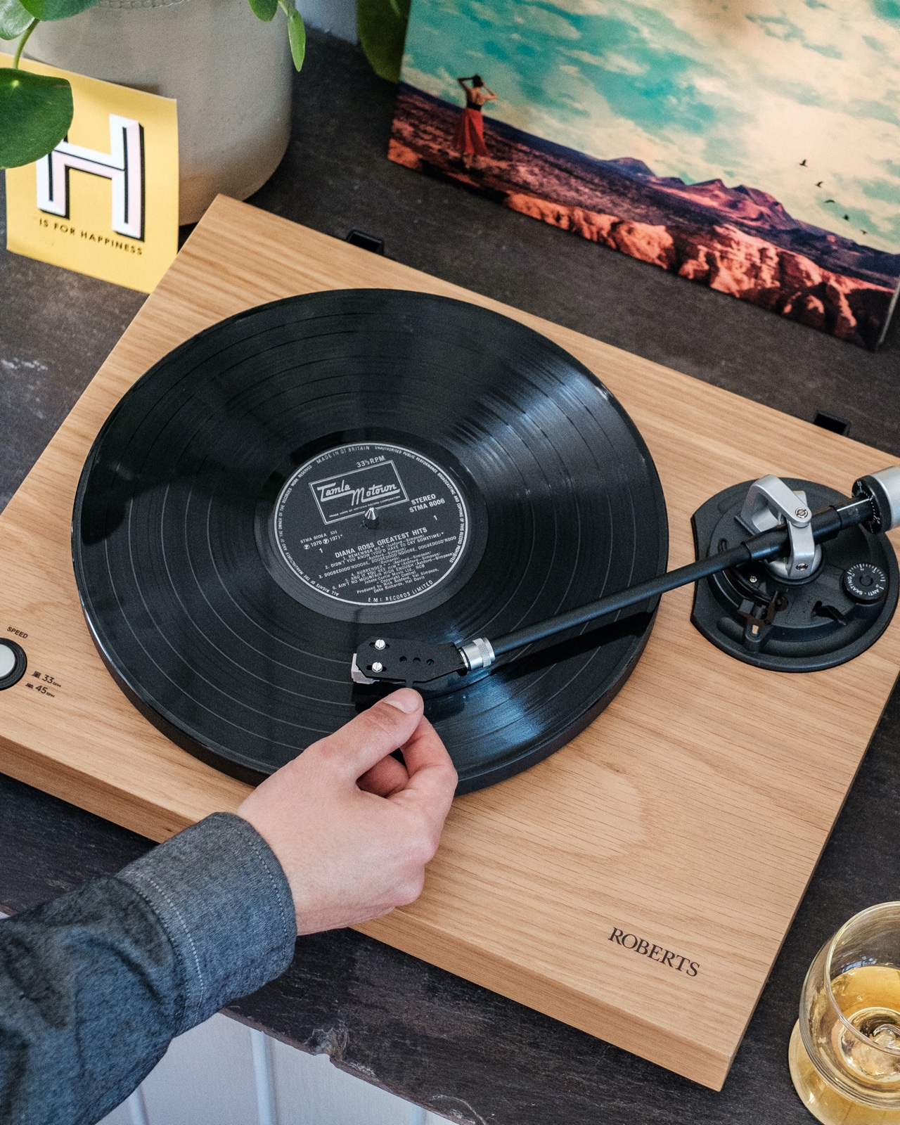 ROBERTS RT100 und RT200 – Vinyl-Fans feiern nicht nur am Tag der Schallplatte