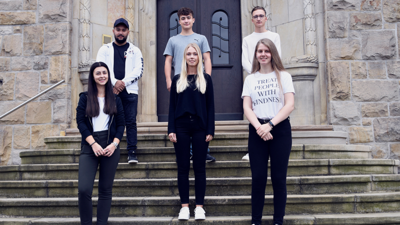Neues Ausbildungsjahr bei Ardex: Sieben junge Menschen gestartet