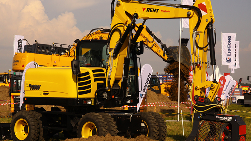 Yanmar presents machines at the eRobocze Show