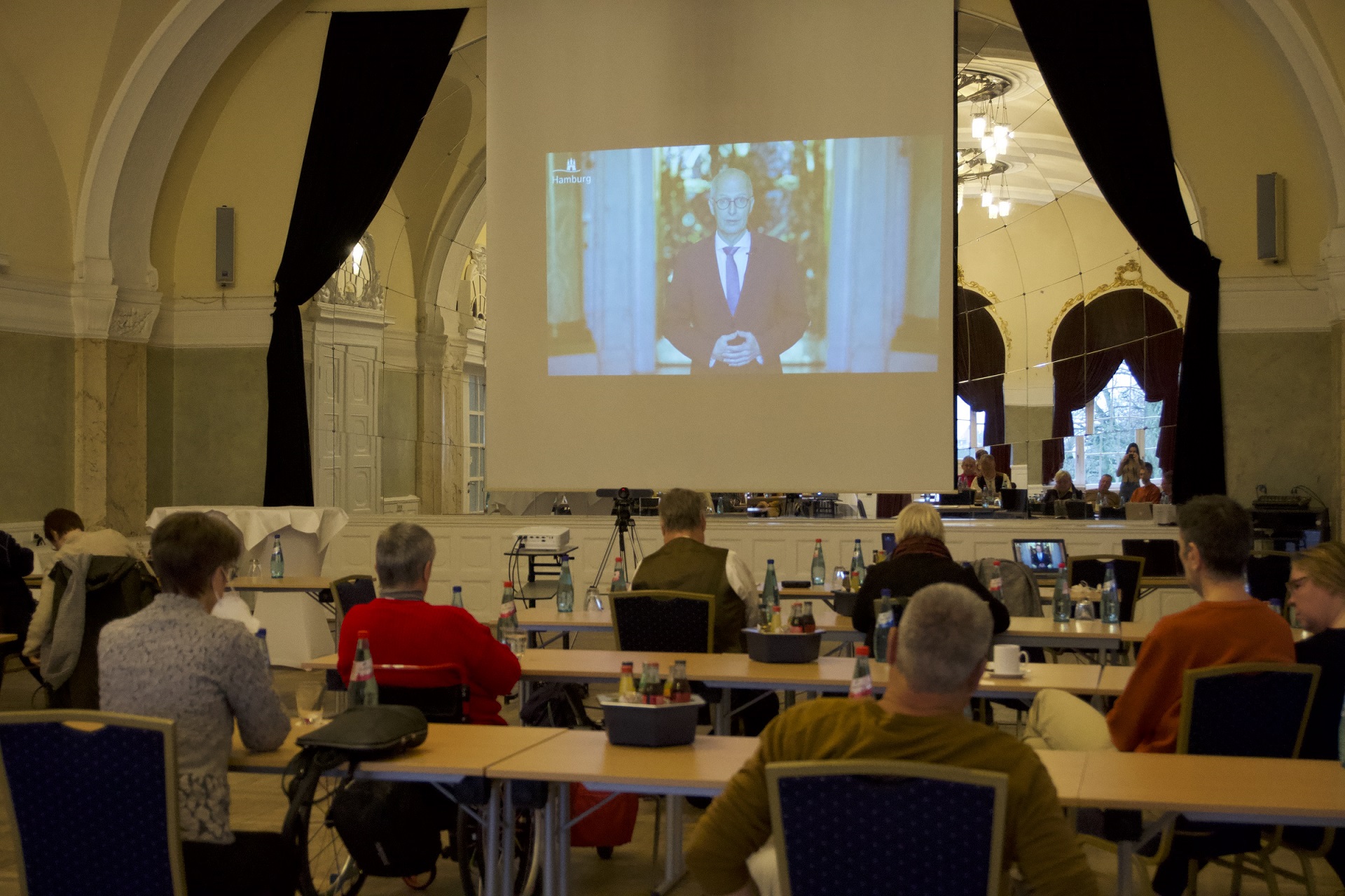 Online-Symposium der Contergangeschädigten im Dolce