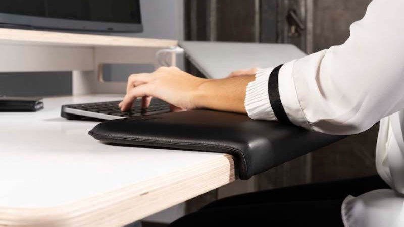 Ergomood Armbed: ergonomische Unterstützung für die Arbeit im Homeoffice