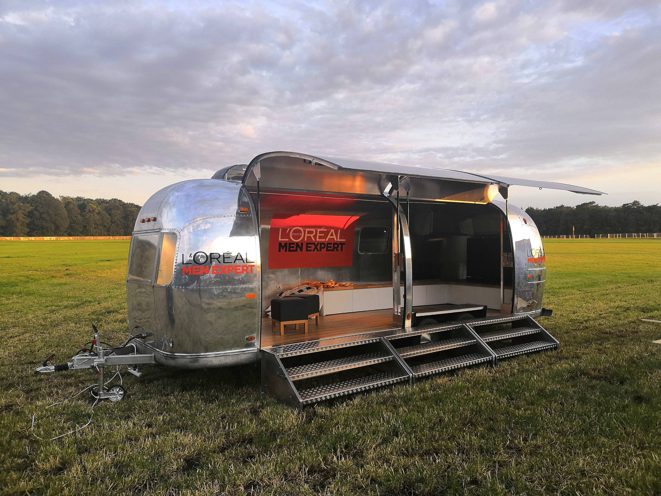 Airstream Mobile Stage Mieten