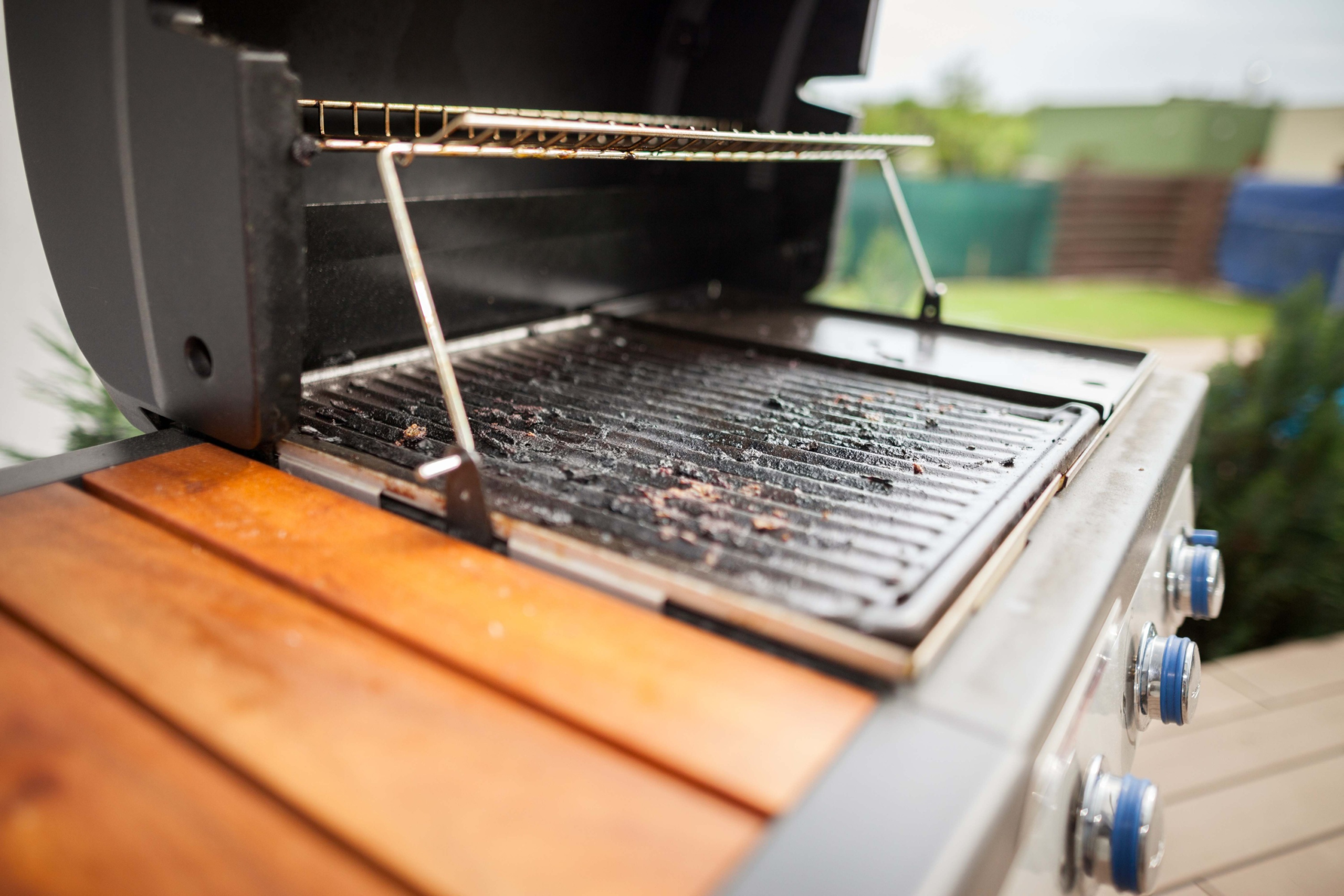 Chemiefrei in die Grillsaison starten