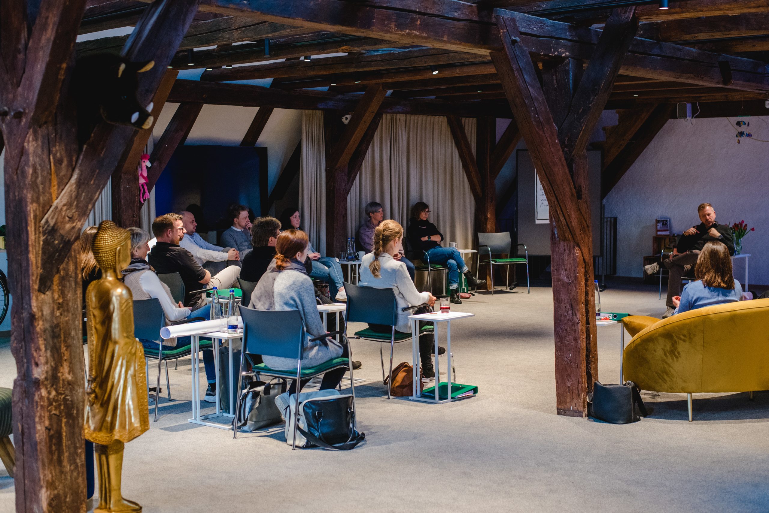 Simmeth-Training eröffnet seine neue Akademie in Beilngries.