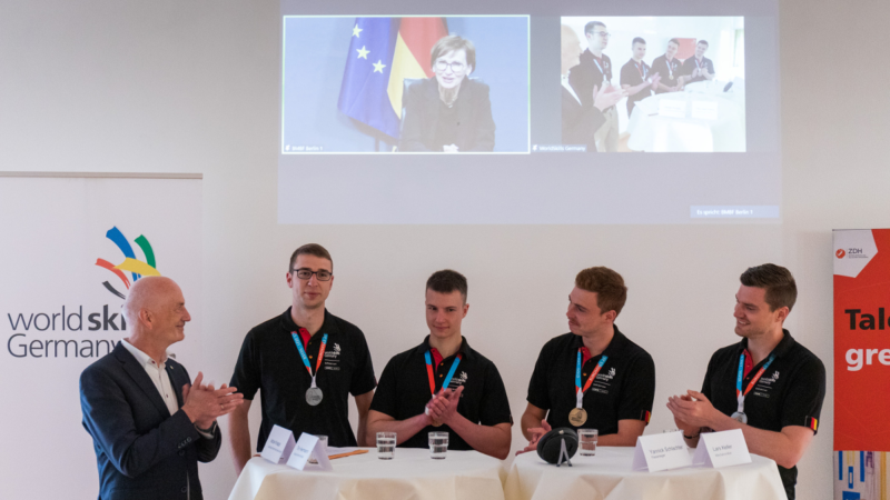 Bundesbildungsministerin zollt EuroSkills-Champions Respekt für exzellente Leistung