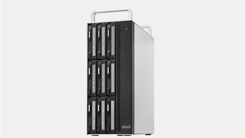 TerraMaster startet sein D8-332 8-Bay Thunderbolt 3 RAID Gehäuse