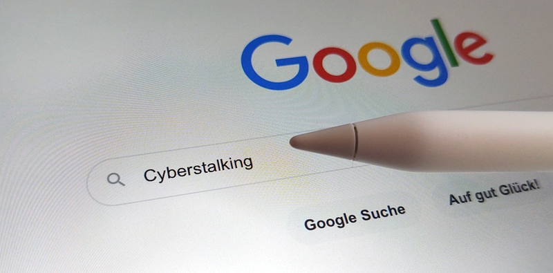 Ratgeber Personenschutz: Cyberstalking – Was ist das?