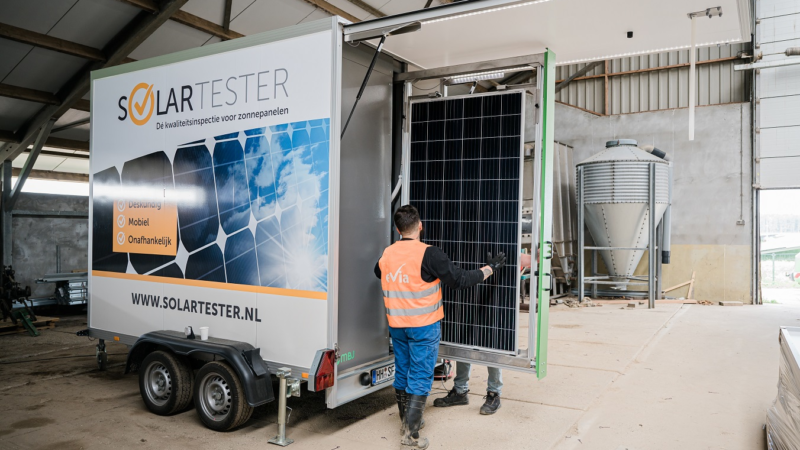 Panel-Qualitätskontrolle von SolarTester optimiert Stromeffizienz von Solarparks