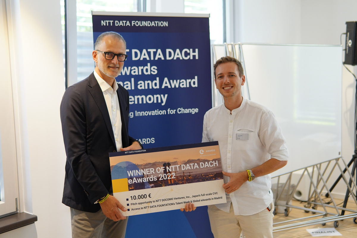 NTT DATA eAwards: Japanischer IT-Innovator prämiert deutsches Start-up