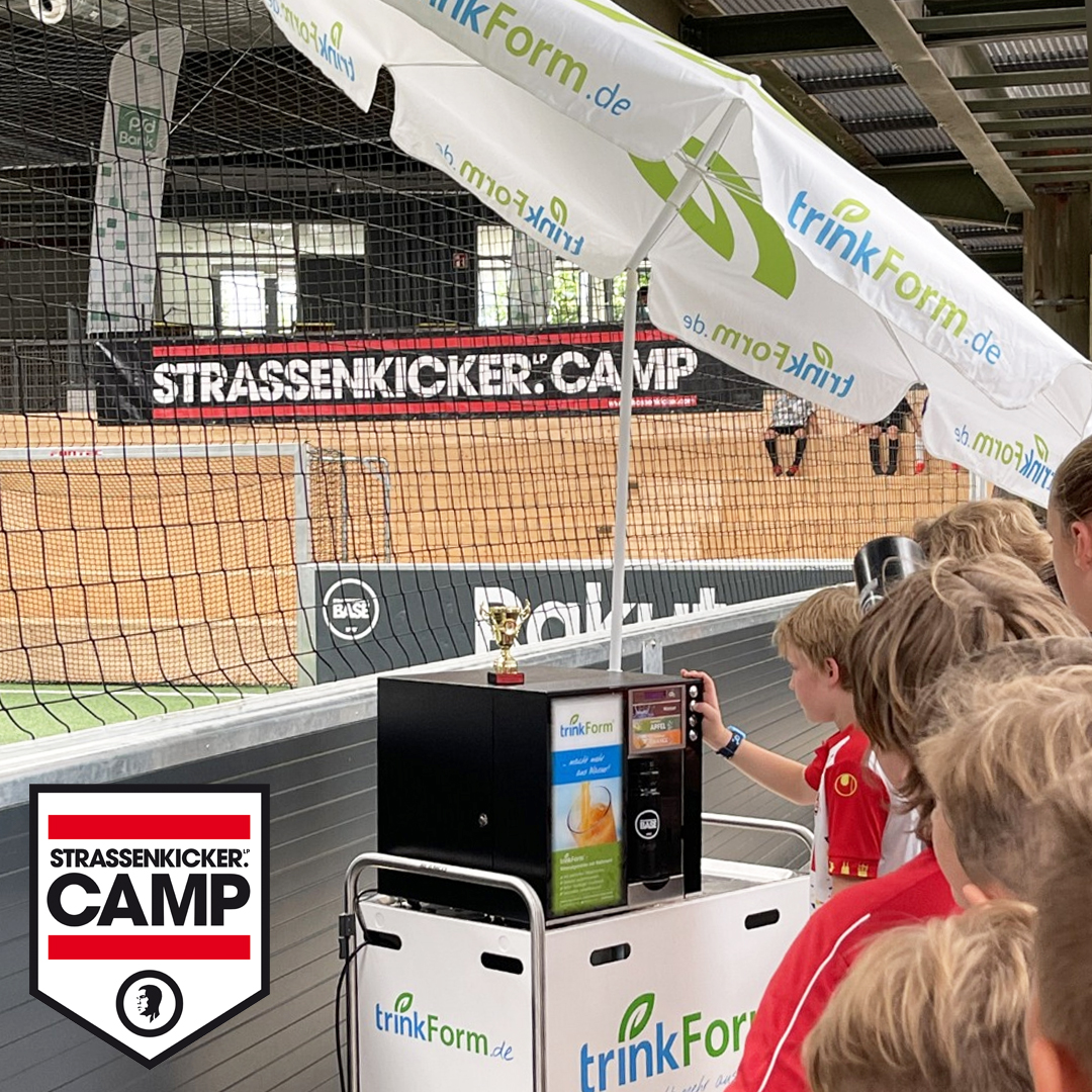 trinkForm unterstützt STRASSENKICKER.CAMP von Lukas Podolski in Köln