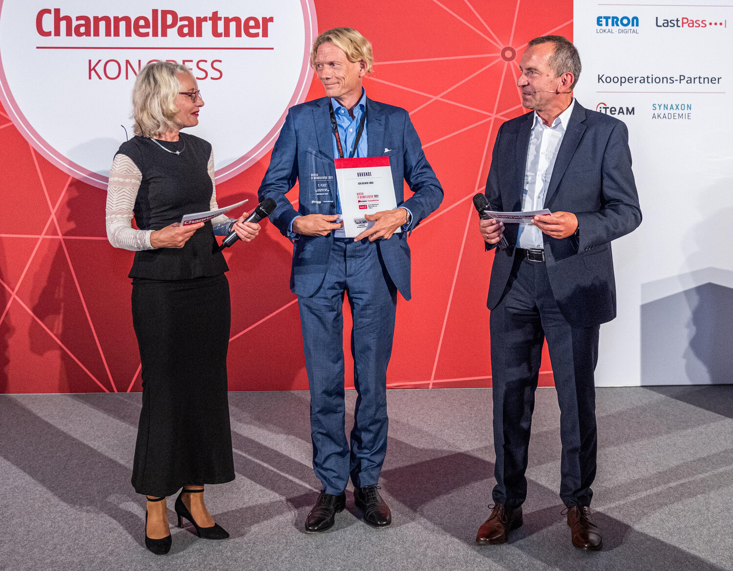 Controlware erreicht Platz 2 in der Kundenbefragung „Die besten IT-Dienstleister 2022“ von Computerwoche und ChannelPartner