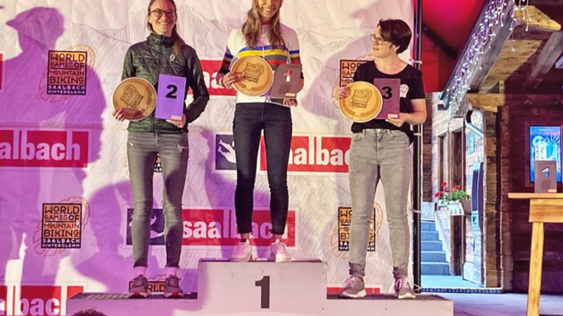 Julia Sappl und Christian Häner gewinnen ihre Altersklassen im Mountainbiken