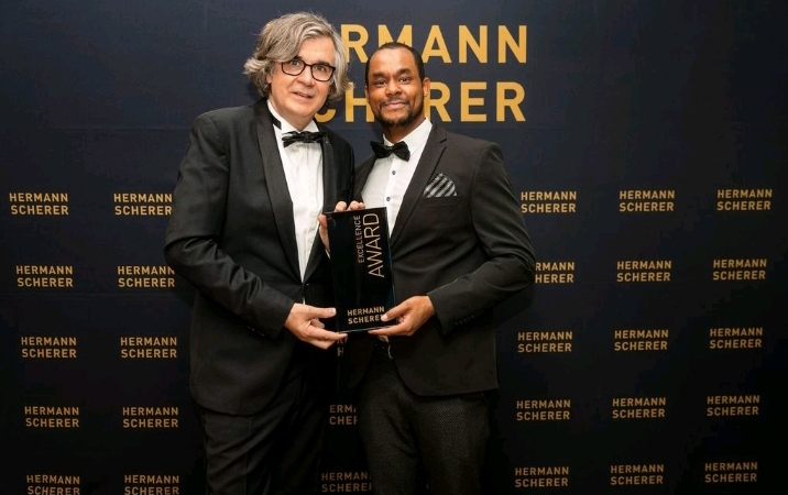 Award, Weltrekord & Bildungsrevolution in 240 Sekunden!?