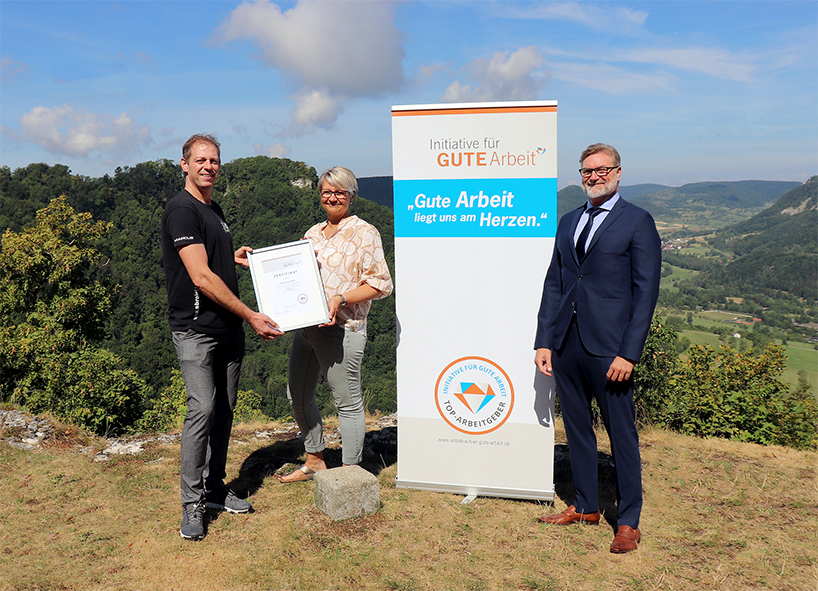 Geislingen. Das ABR Elektronik Team feiert Top Arbeitgeber Zertifizierung