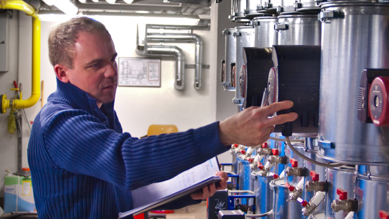 Kostensparen mit regelmäßige Heizungswartung in Kitzbühel, Tirol