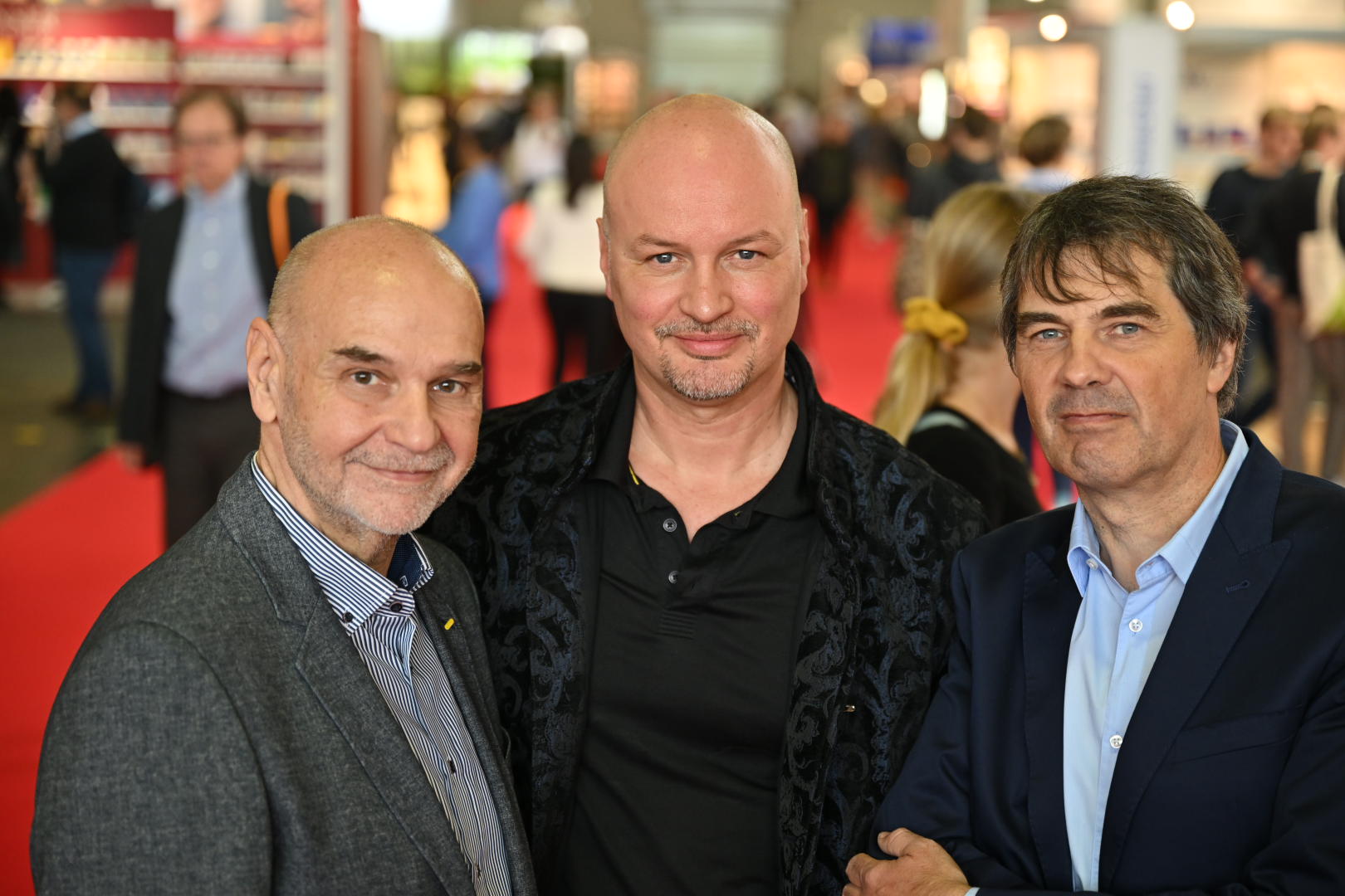 Spannende Buchprojekte von Personen mit hoher Reichweite