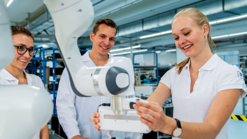 Speziell für Auszubildende: Infotag der TQ-Group am Produktionsstandort in Durach im Allgäu