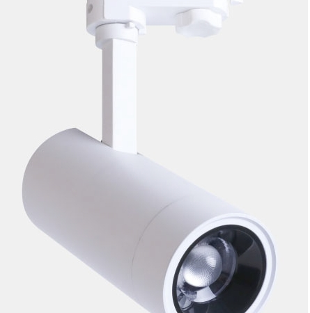Drei neue 3-Phasen-„Leuchten“-Serien von euroLighting