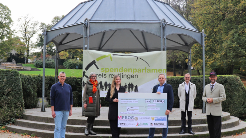 Reutlingen – Mentorenspende Euro 10.000 für das Reutlinger Spendenparlament e.V.