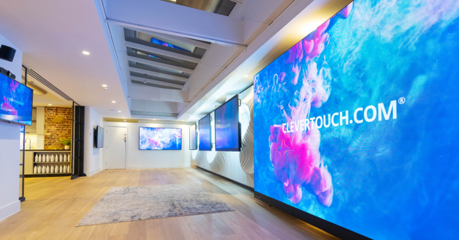 ISE-Premiere: Clevertouch präsentiert CleverWall