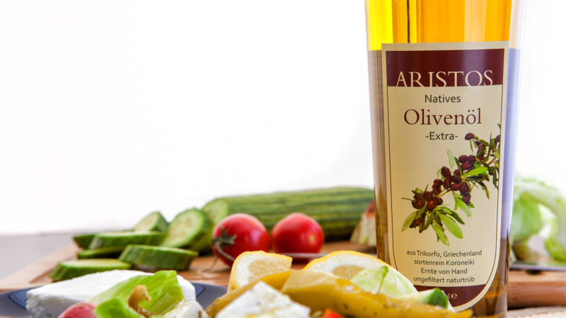 Hochwertiges Olivenöl vom griechischen Spezialitäten-Shop
