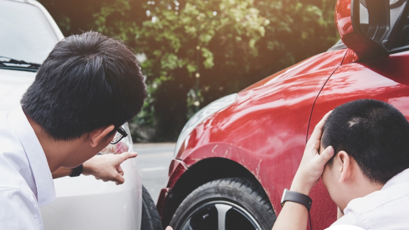 Kfz-Gutachten oder Kostenvoranschlag nach einem Unfall?