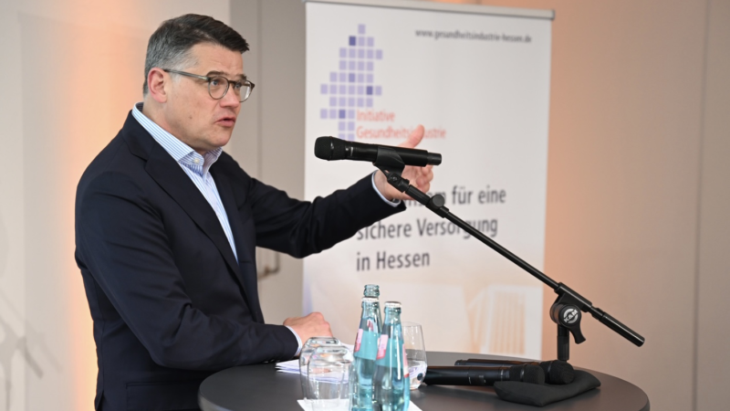 Ministerpräsident Boris Rhein gratuliert zum 10-jährigen Bestehen der Initiative Gesundheitsindustrie Hessen