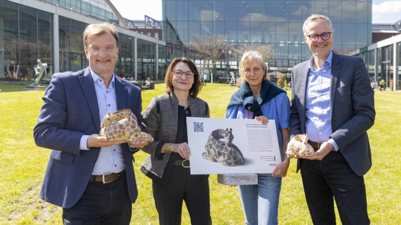 Vollack sponsert Skulpturengarten der art KARLSRUHE und setzt Engagement für den Artenschutz fort