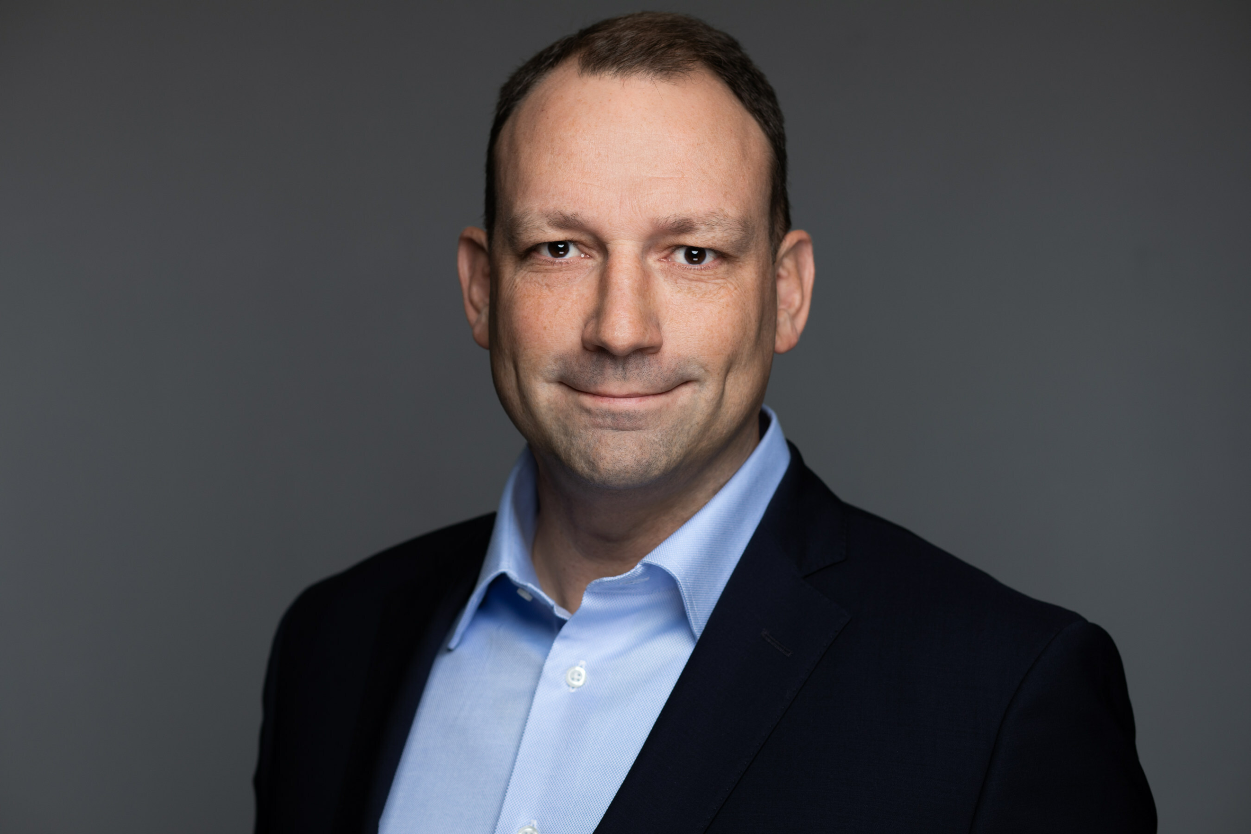 CKE Restaurants ernennt Max Wetzel zum Chief Executive Officer