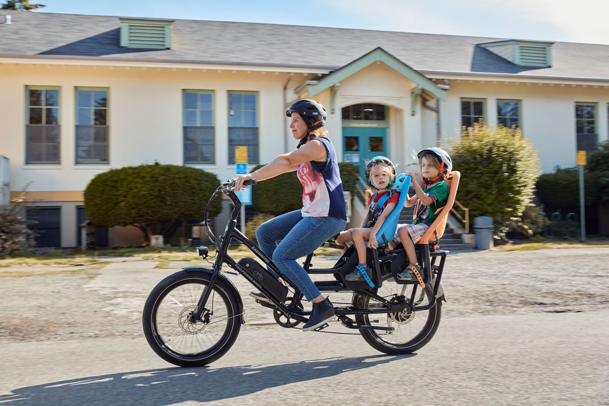 CYCLE und Rad Power Bikes starten Deutschlands erstes E-Bike-Abo für Familien
