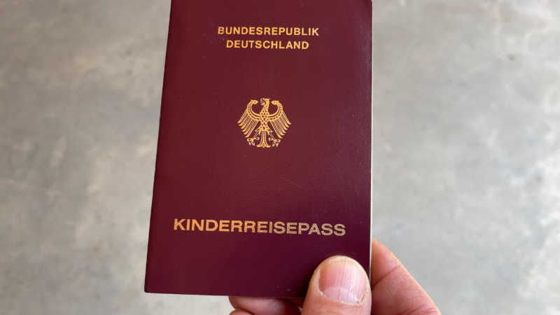 Bilder auf Kinderreisepässen müssen aktuell sein