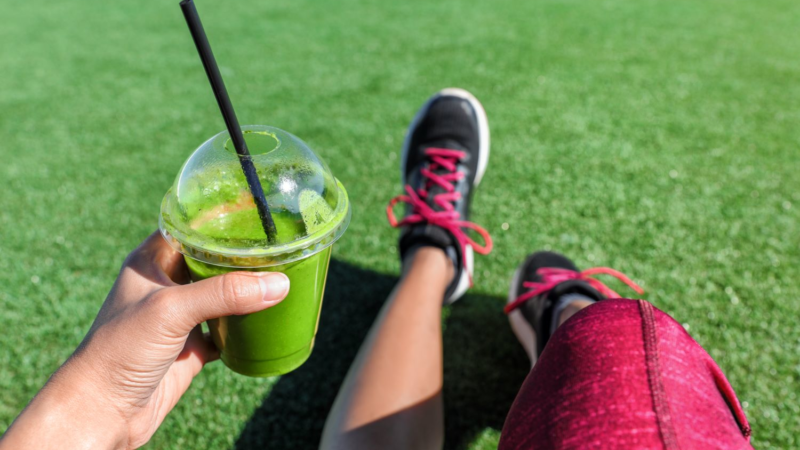 Nachhaltigkeit im To Go Verkauf von Softdrinks, Shakes und Eiskrem