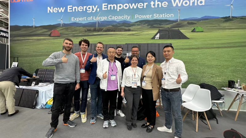 Intersolar 2023: Überwältigendes Interesse an den mobilen Powerstations und Solarmodulen von OUKITEL
