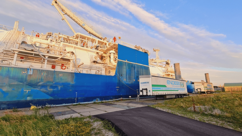 Schiffshavarie in den Niederlanden: ENDEGS unterstützt bei der Bergung eines verunglückten LNG-Tankers