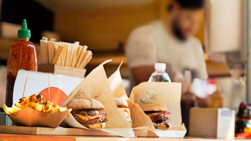 Moderne Street Food Verpackungen für den Food Truck Sektor