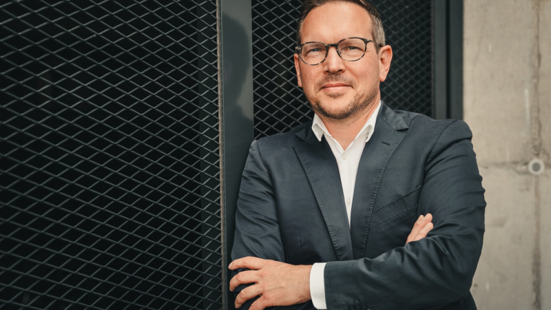 Max Brandt zum neuen Co-CEO bei ElectricBrands ernannt – Der XBUS geht in die heiße Phase