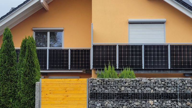 Gewa präsentiert innovative Solarbalkone: Die perfekte Kombination aus Funktionalität und Ästhetik im Solar-Balkongeländer
