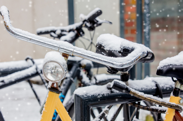 Sicher Rad fahren im Winter – Aktuelle Verbraucherfrage der ERGO Versicherung