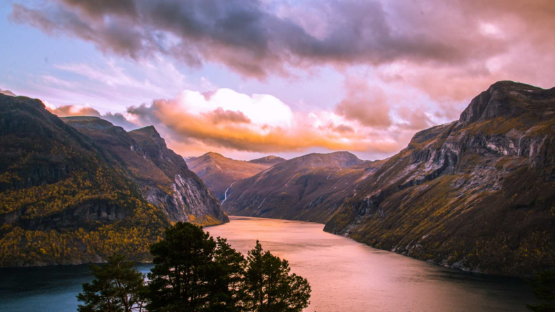 Entdecken Sie die majestätischen Fjorde Norwegens mit Bülent Karani