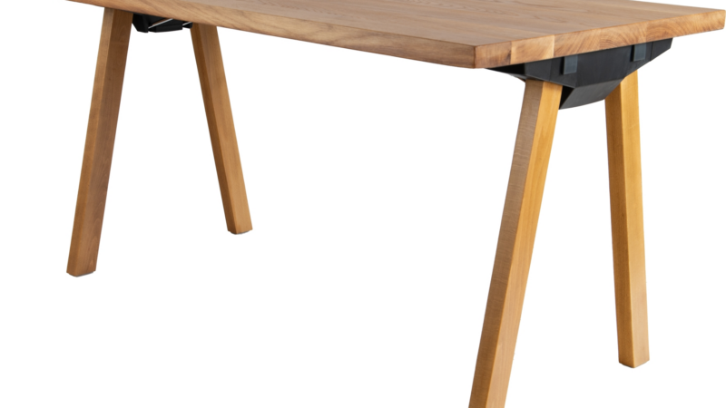 Tagungstisch mal anders: Klapptisch „Solid“
