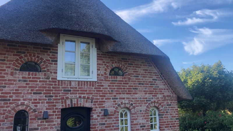 Reetdachhäuser mit Ambiente und Flair in begehrter Lage