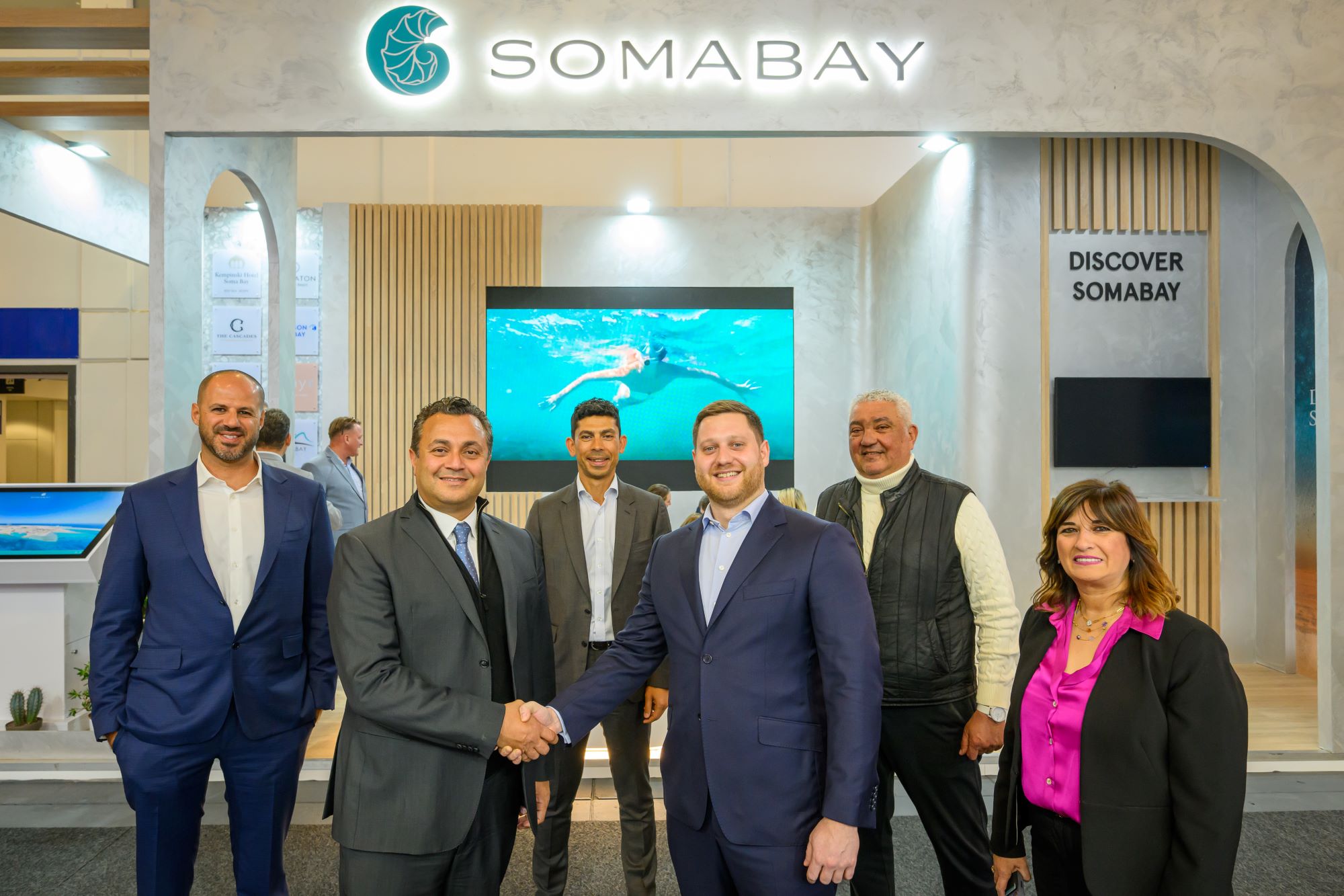 Somabay und ONEflow Aquatics Academy haben auf der ITB Pläne für eine gemeinsame Zukunft in Ägypten unterzeichnet