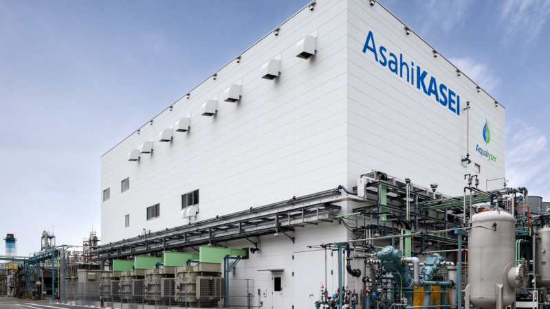 Asahi Kasei nimmt multimodulare Wasserstoff-Pilotanlage in Kawasaki in Betrieb