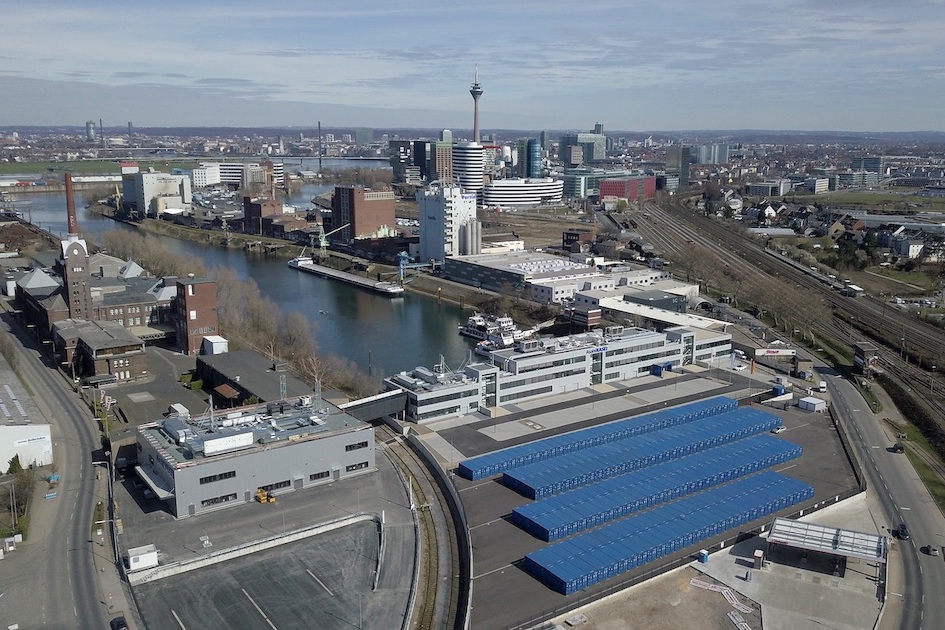 Asahi Kasei Europe und Marina Düsseldorf starten Umwelt-Initiative im Düsseldorfer-Hafen