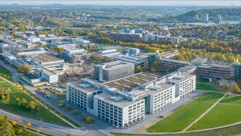 Die RWTH Aachen und Hitachi Vantara treiben mit 56 Petabyte Digitalisierungsprojekt die Transformation der Infrastruktur voran