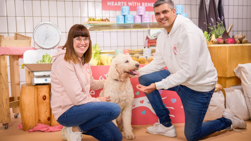 Startup DoggyLove überrascht mit pflanzlichen Hundesnacks