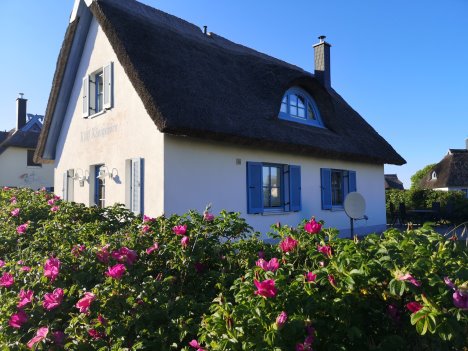 Erholsame Auszeit im Reethaus am Meer auf Rügen