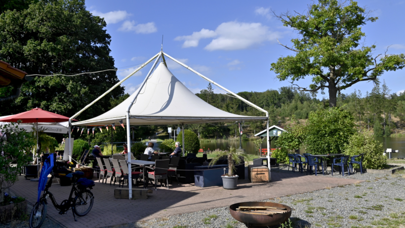 Neueröffnung der Gaststätte im Ferienpark Birnbaumteich – mit Grillgenuss und Musik